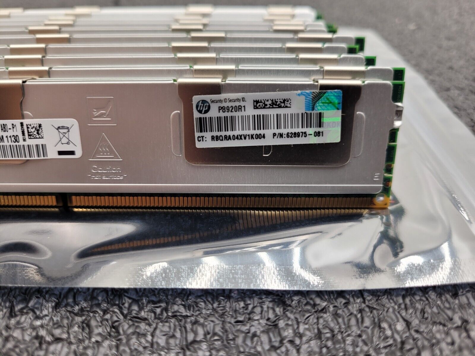 Lot of 12x 32GB Sticks 628975-081 GENUINE HP 4RX4 PC3L-8500R MEMORY 384GB for G8