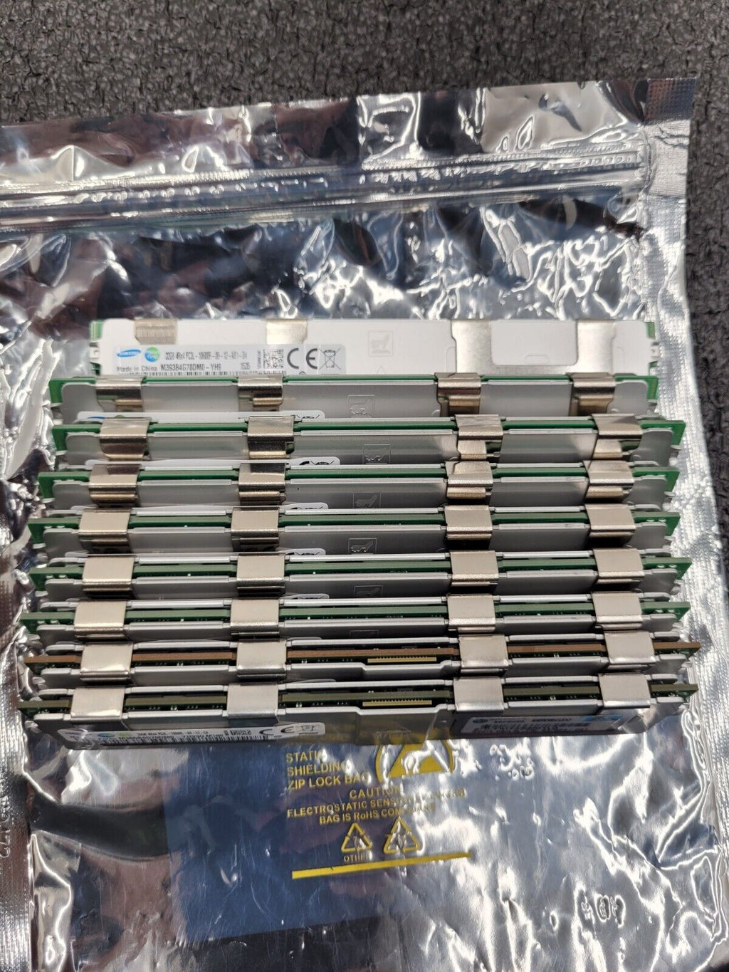 Lot of 9x 32GB Sticks Samsung 4RX4 PC3L-10600R 10600L MEMORY 288GB 647654-081