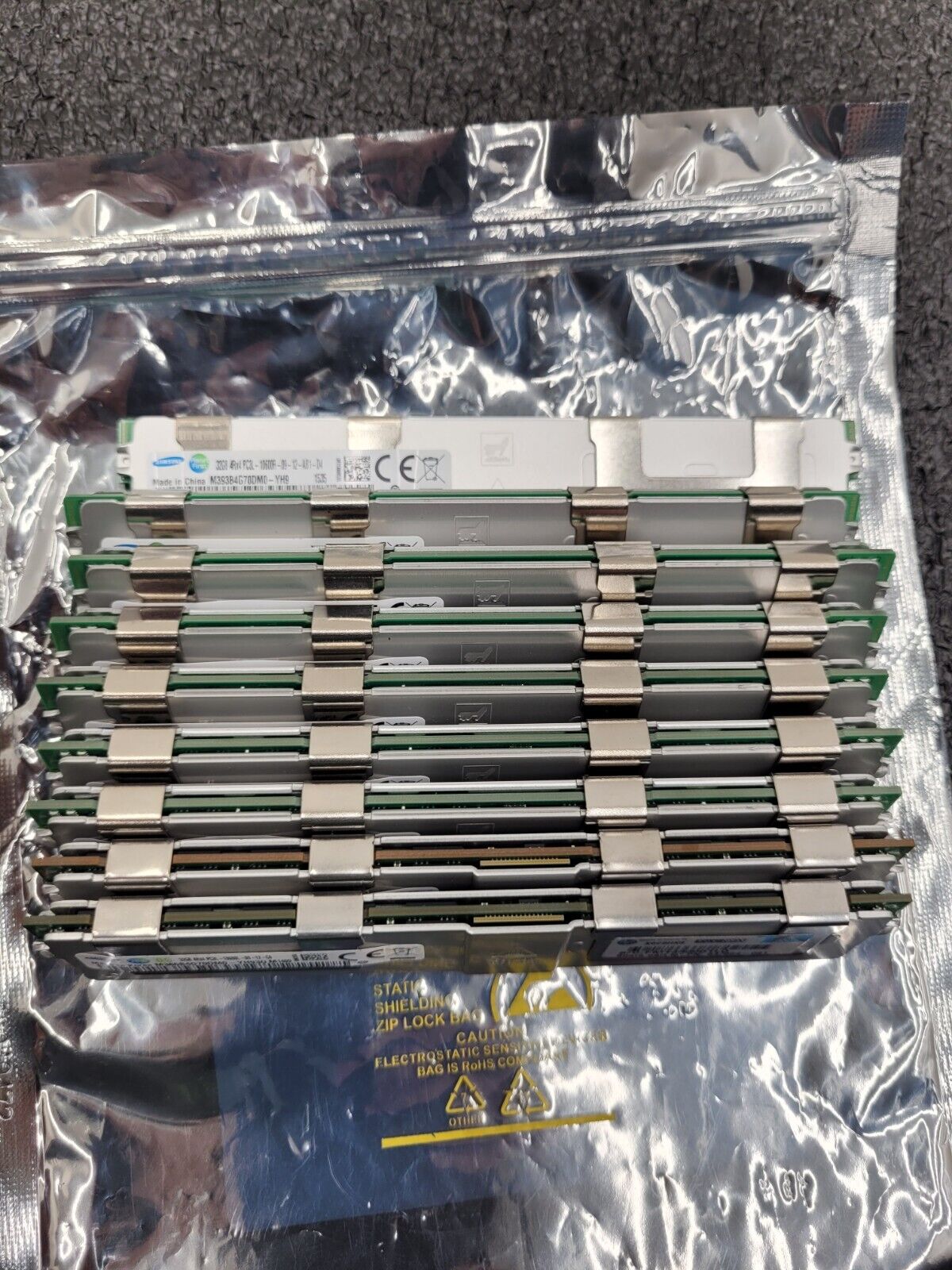 Lot of 9x 32GB Sticks Samsung 4RX4 PC3L-10600R 10600L MEMORY 288GB 647654-081
