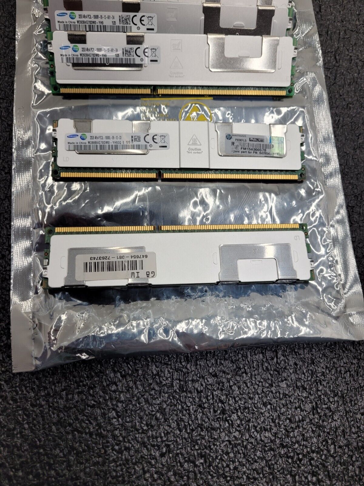 Lot of 9x 32GB Sticks Samsung 4RX4 PC3L-10600R 10600L MEMORY 288GB 647654-081