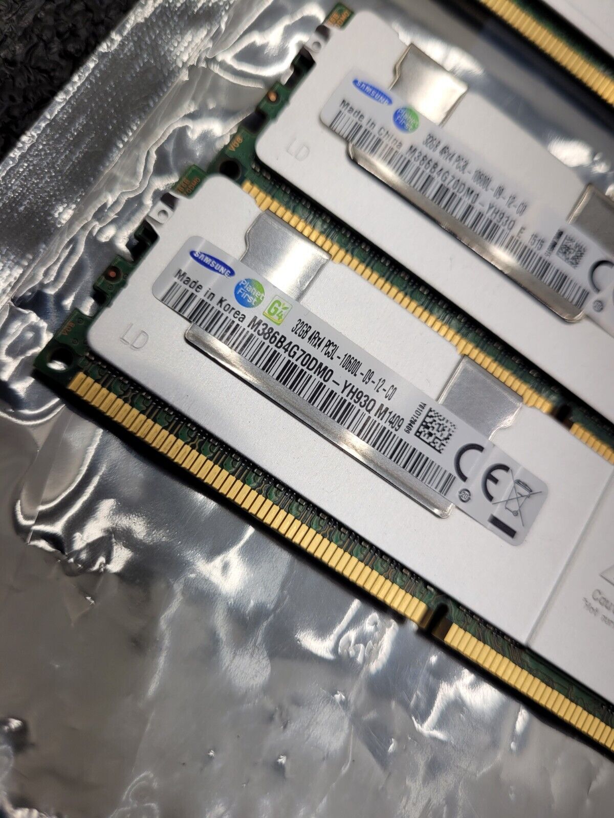Lot of 9x 32GB Sticks Samsung 4RX4 PC3L-10600R 10600L MEMORY 288GB 647654-081