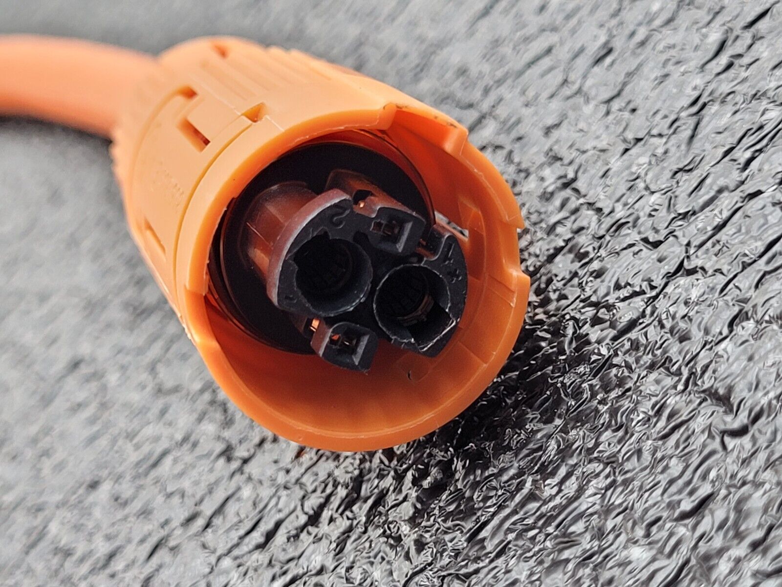 HIRSCHMANN Automotive PowerStar HPS40-1 EV Power Cable Connector 2x4mm Leoni