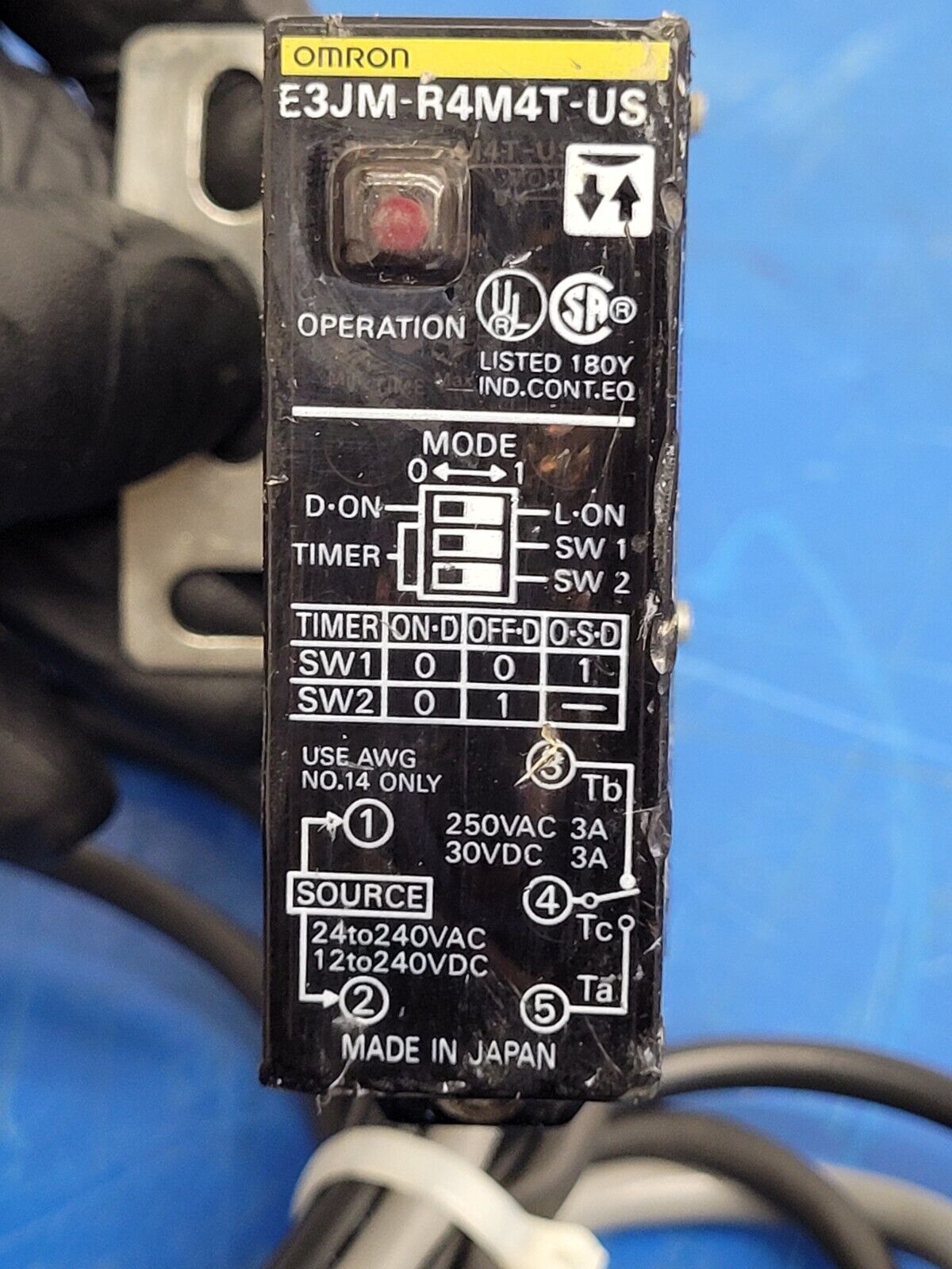 Lot of 4x Omron E3JM-R4M4T-US Photoelectric Sensor Timer RETROREFLECTIVE