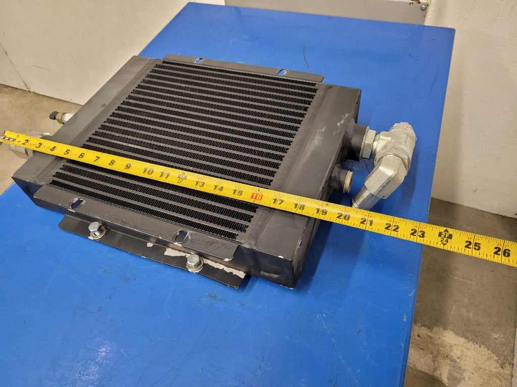 American Cooling Systems Hydraulic Oil Cooler Radiator 24714AM Damaged Mounts G