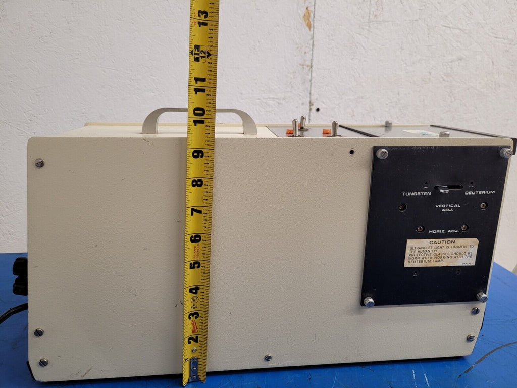 GCA McPherson Instrument Tungsten Deutrium Light Source EU-701-50 w/ Filters