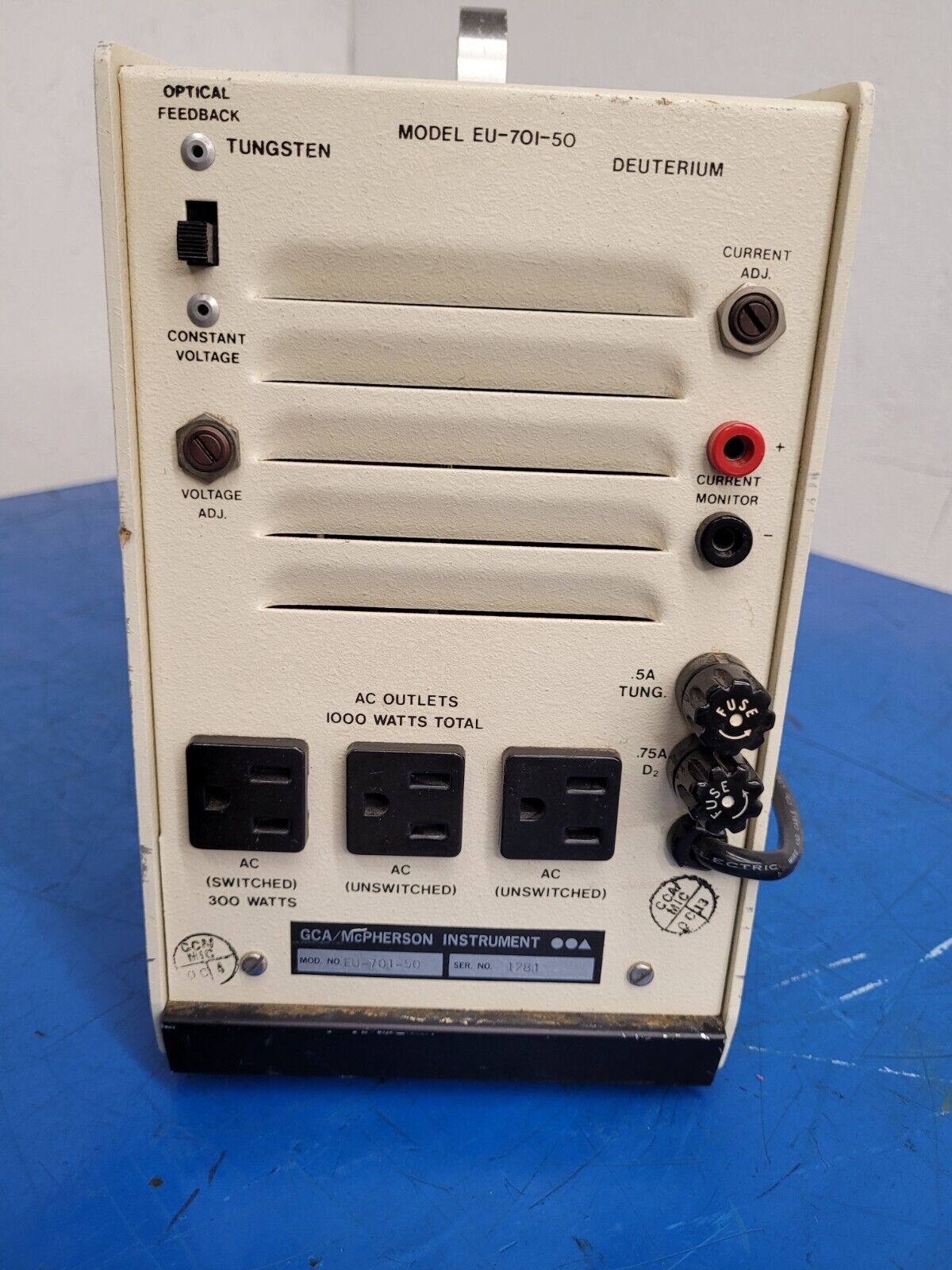 GCA McPherson Instrument Tungsten Deutrium Light Source EU-701-50 w/ Filters