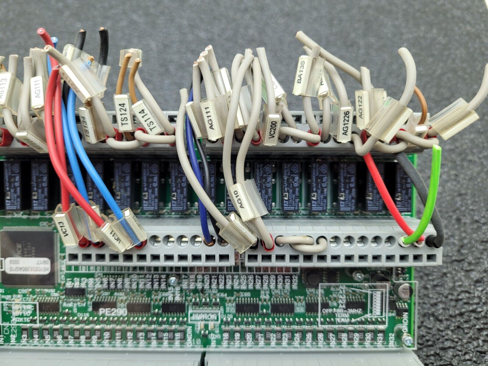 Polymac Akron 440 Controller PE290 CNC Edge Bander I/O Sensor Relay Board