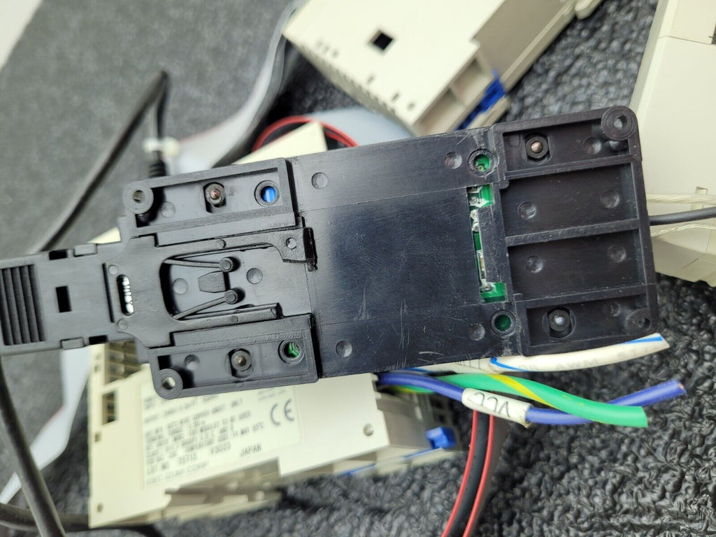 FC4A-D40S3-DS828 CPU PLC Idec FC4A-HPC3 Communication Module Gateway, cables