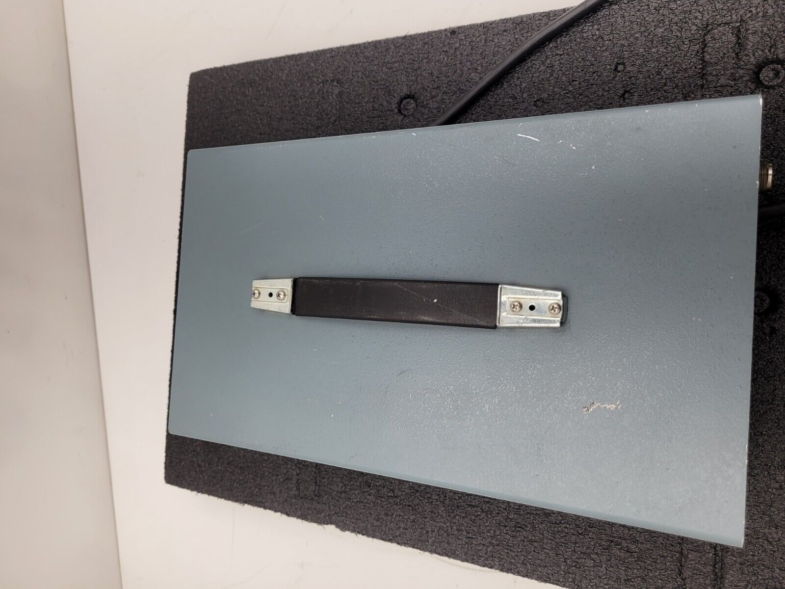 ENI ACG-3 13.56MHz RF Generator Microwave Power Source Sputtering Coating 350W