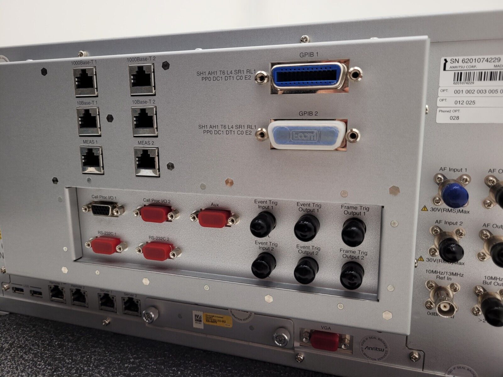 Anritsu MT8821C Wireless Radio Communication Analyzer LTE UE OTA Loaded 6GHz