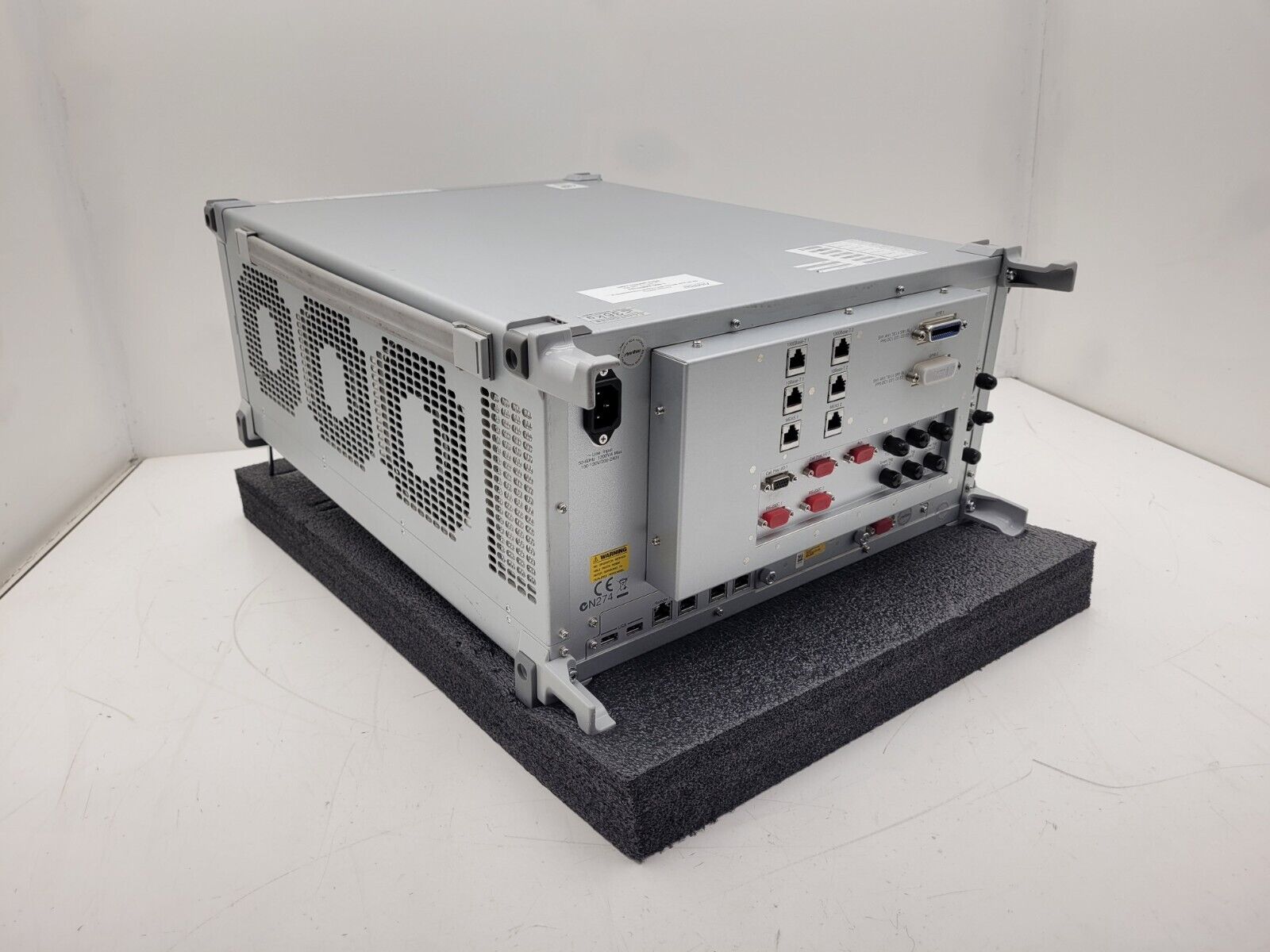 Anritsu MT8821C Wireless Radio Communication Analyzer LTE UE OTA Loaded 6GHz