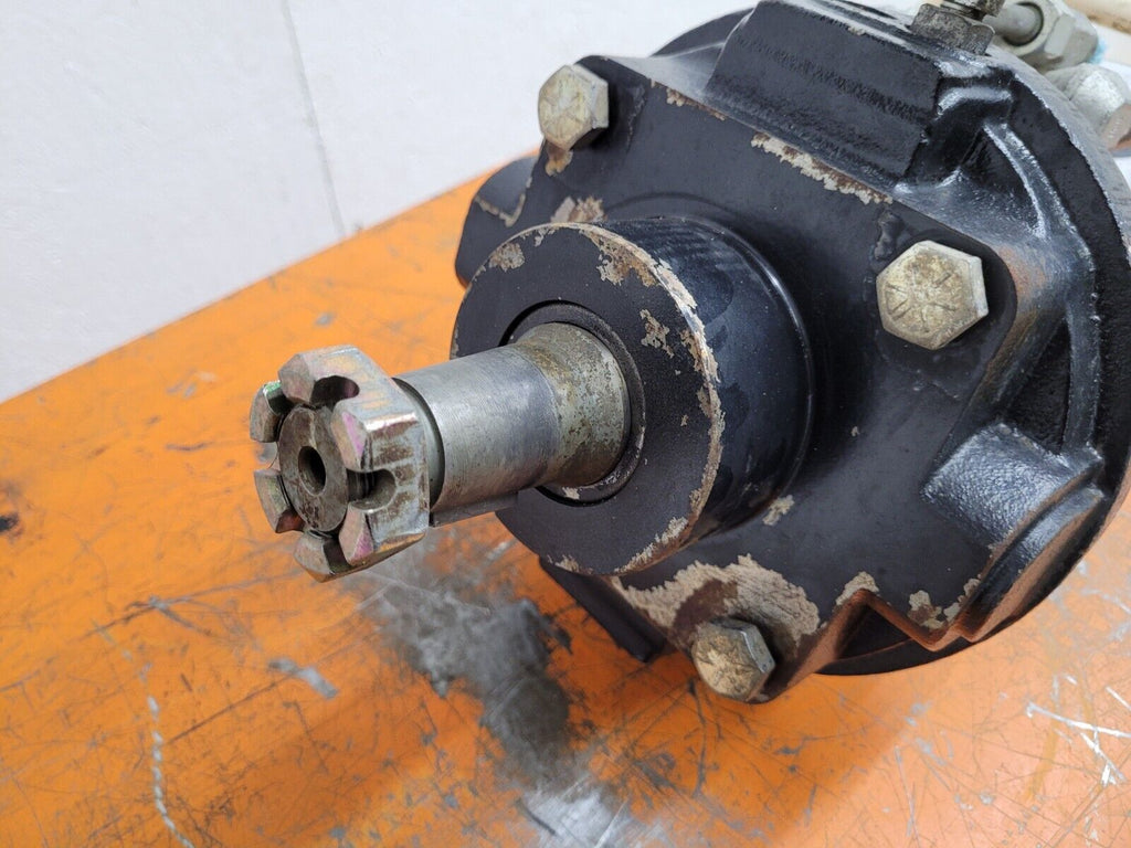 White Drive Products HB Hydraulic Wheel Drive Motor With Holding Brake Unit E