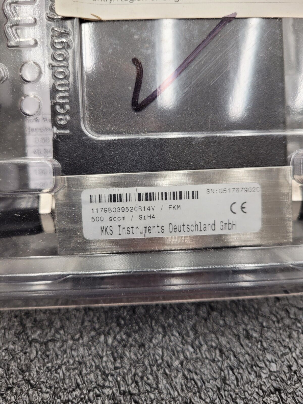 MKS 1179B03952CR14V Mass-Flo Mass Flow Controller 500 SCCM SiH4 Working Pull