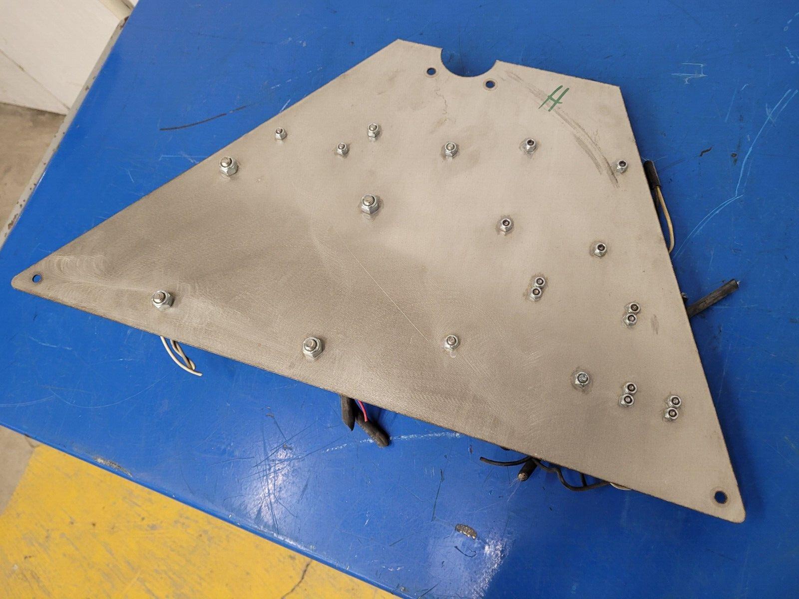 Eaton 31S-002-0 12VDC Power Distribution Module Fuse Relay Holder System H