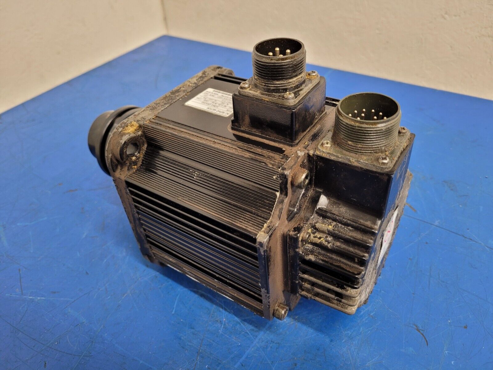 HAAS AC Servo Motor YASKAWA SGMG-09A2AB 2005 VF-2SS Working Pull Unit D