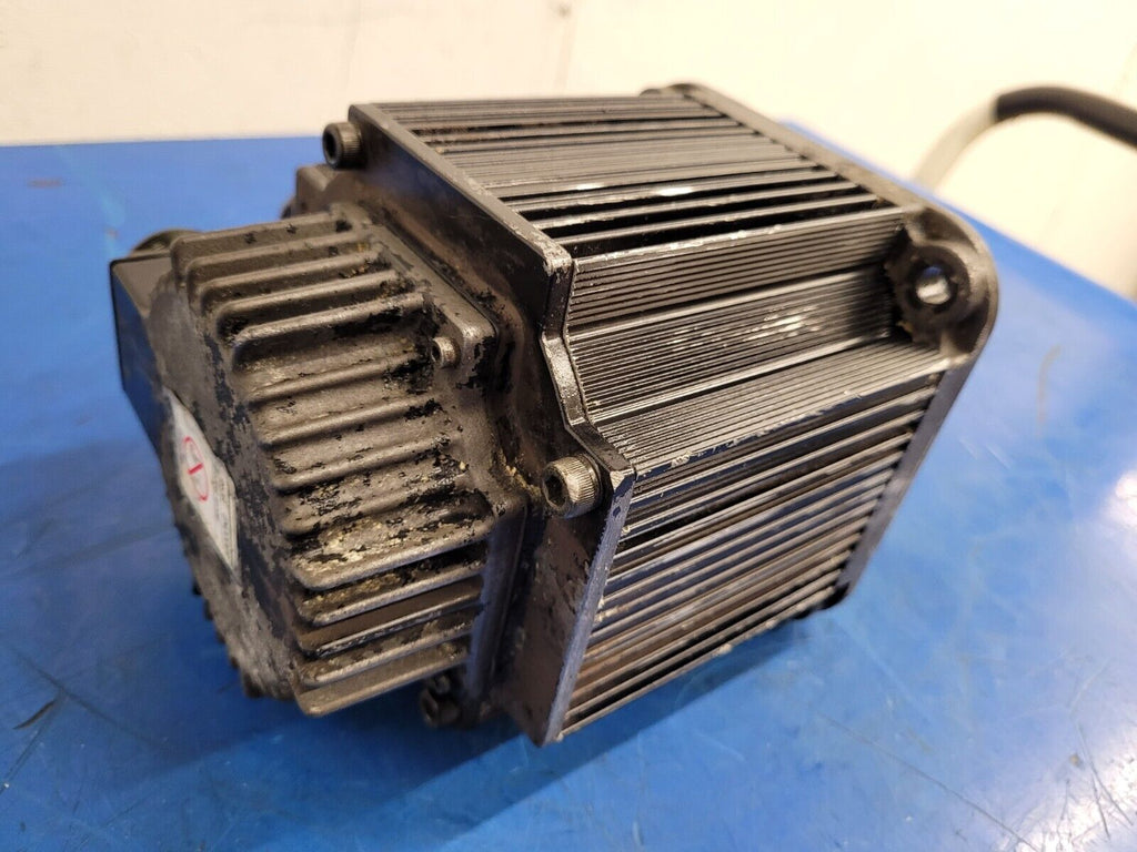 HAAS AC Servo Motor YASKAWA SGMG-09A2AB 2005 VF-2SS Working Pull Unit D