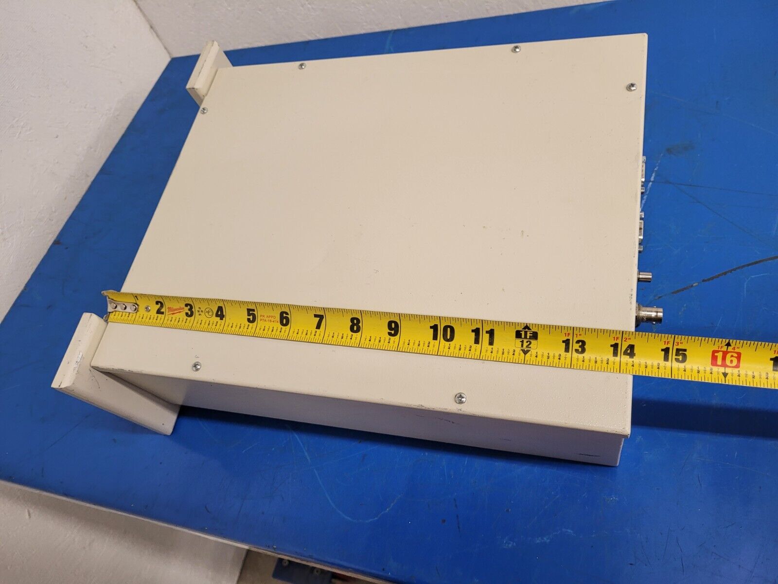 Zygo New View 100 Electronics Enclosure 6300-0112-14 Green Light Powers On.