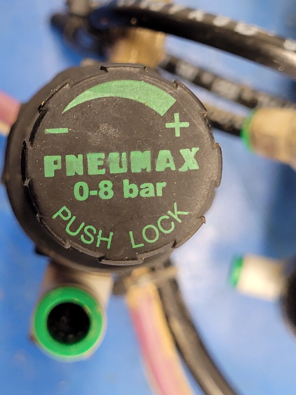Pneumax Pneumatic Solenoid 2 Valve Manifold 2400.04.01 24VDC 145 PSI OBS518.A