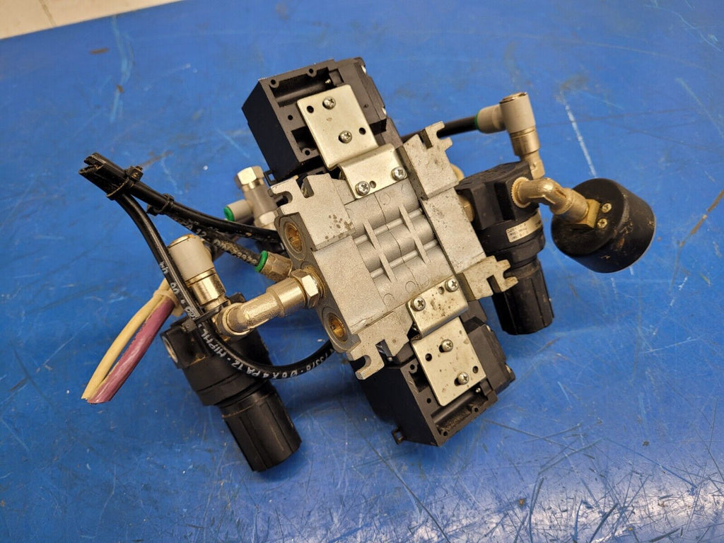 Pneumax Pneumatic Solenoid 2 Valve Manifold 2400.04.01 24VDC 145 PSI OBS518.A