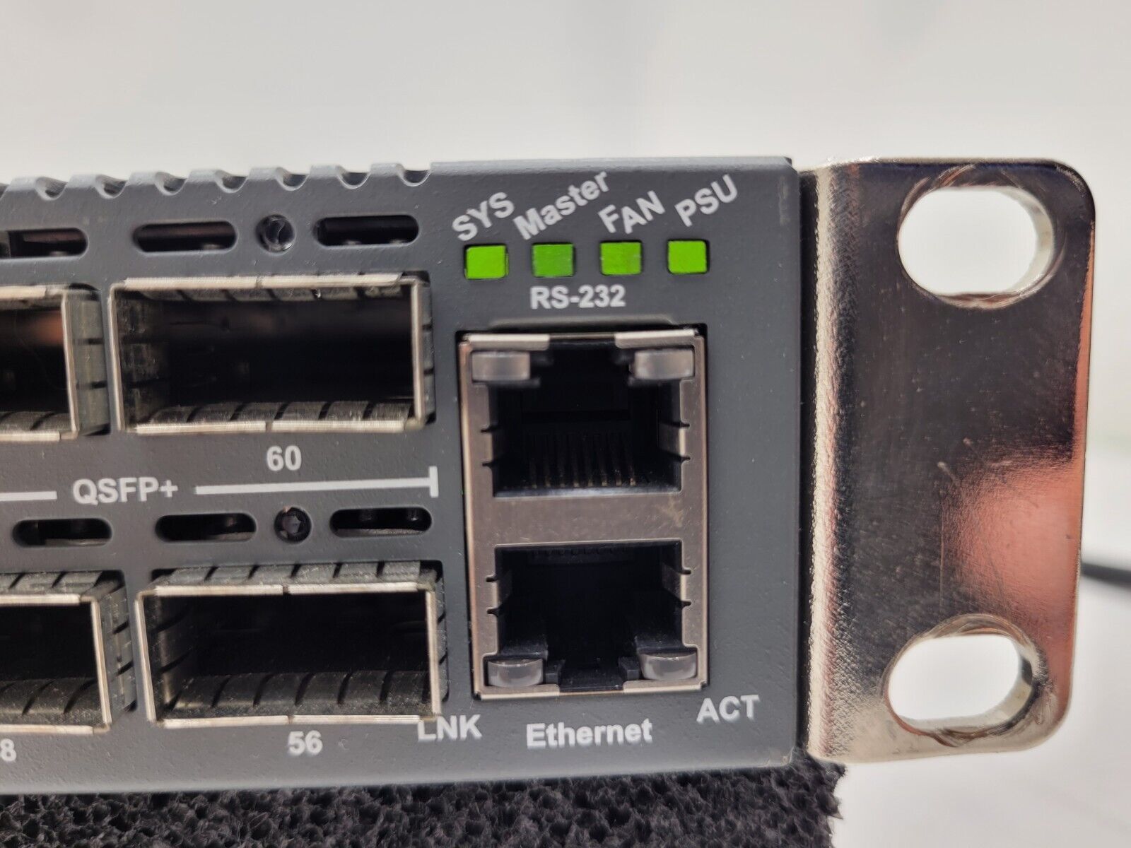 Dell Force10 S4810P Network Switch w/ Rack Ears Power on tested green lights.