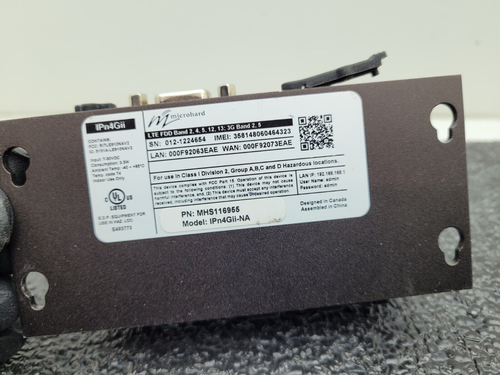 Microhard IPn4Gii-NA 4G LTE Dual SIM Dual Ethernet Serial USB Gateway POE