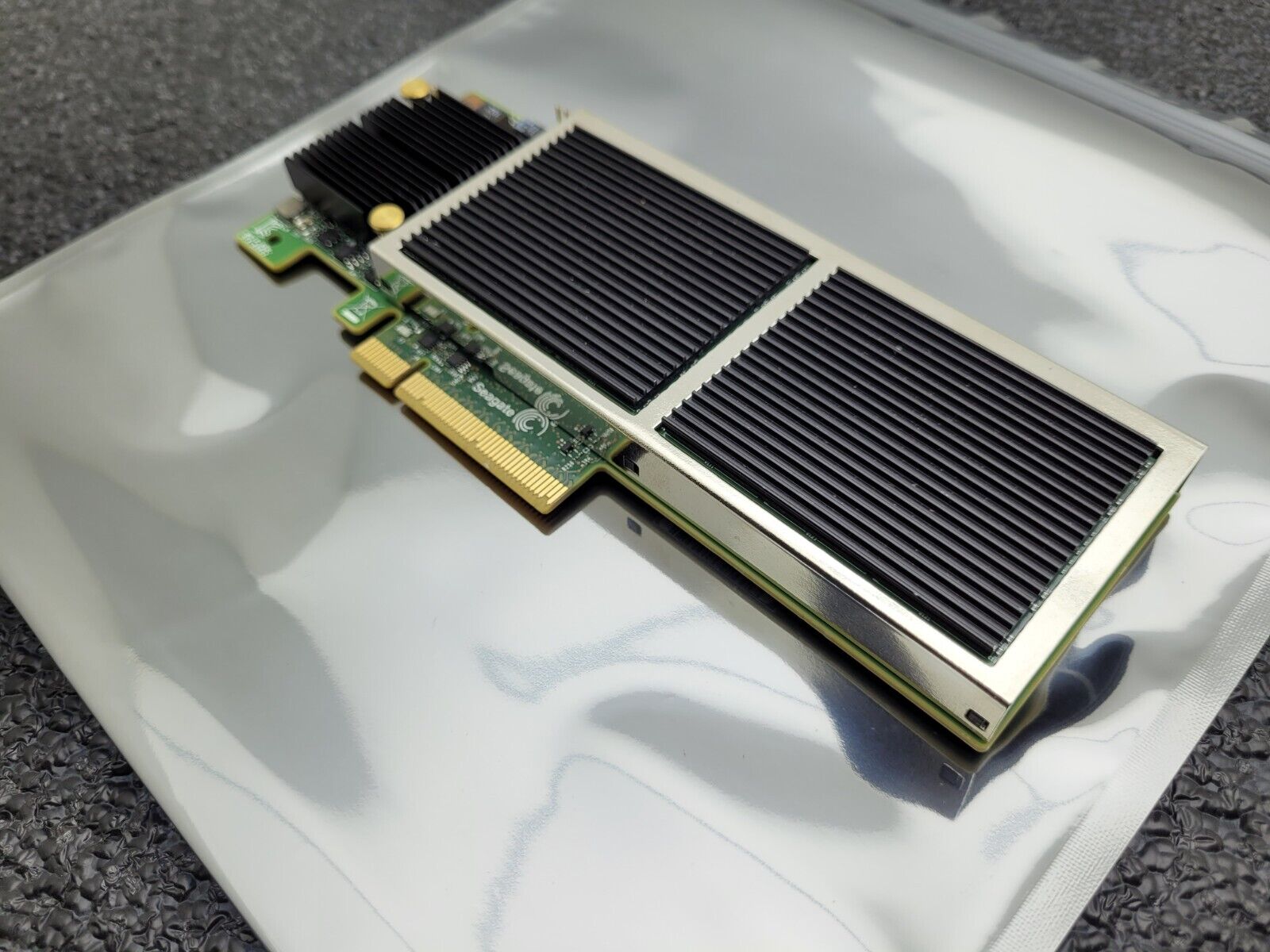 Seagate Nytro XP6302 Flash Accelerator Card 3.5TB PCIe 3.0 x8 Tested Working