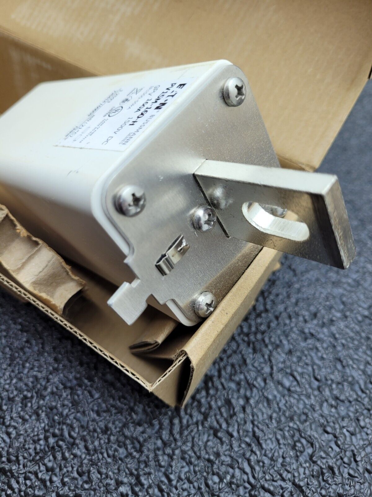 Eaton Bussman PV15M-160-H Fuse 160A 1500VDC Bolt On PV-1XL Type NH Photovoltaic