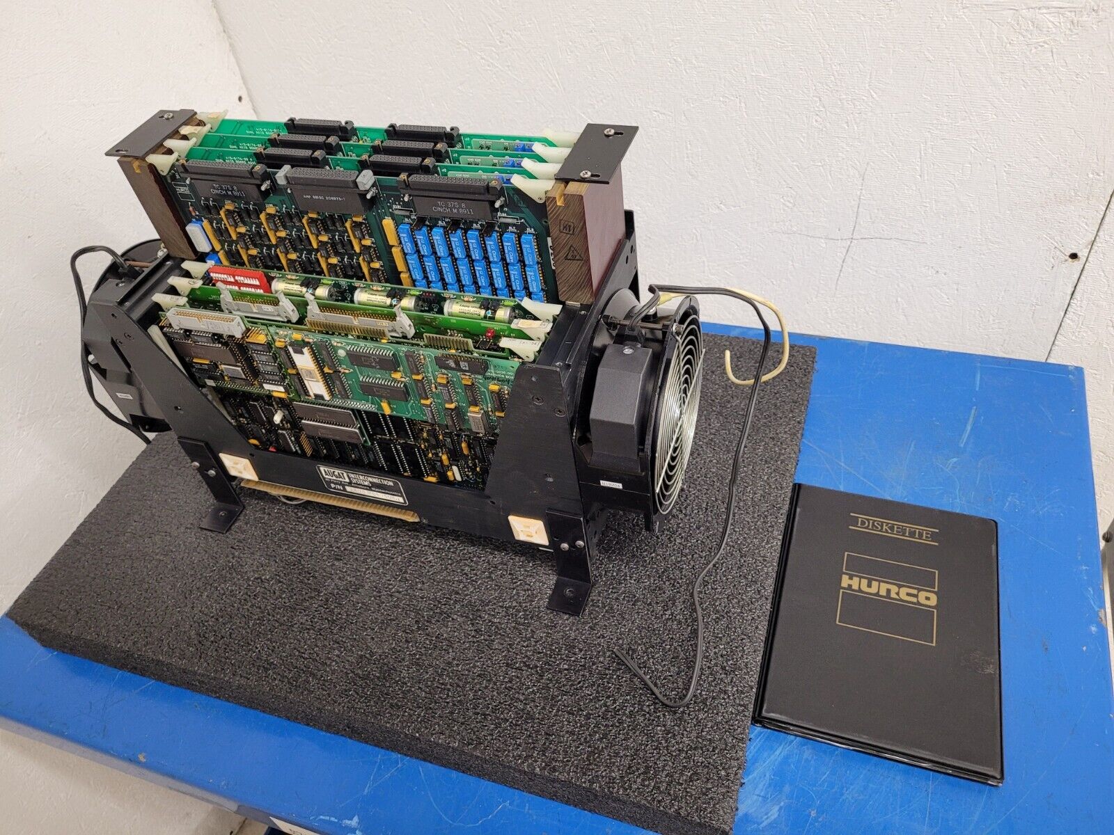 Hurco BMC 20 Vertical Machining Center Whole CNC Control Computer + One Floppy