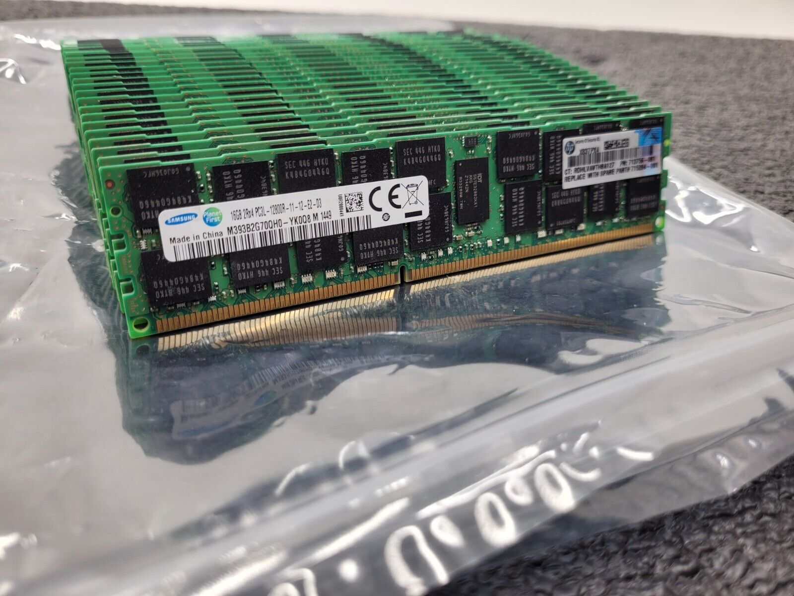 Lot of 24 HP 16GB 2Rx4 PC3L-12800R 713756-081 HPE ECC Server Memory RAM 384Gb