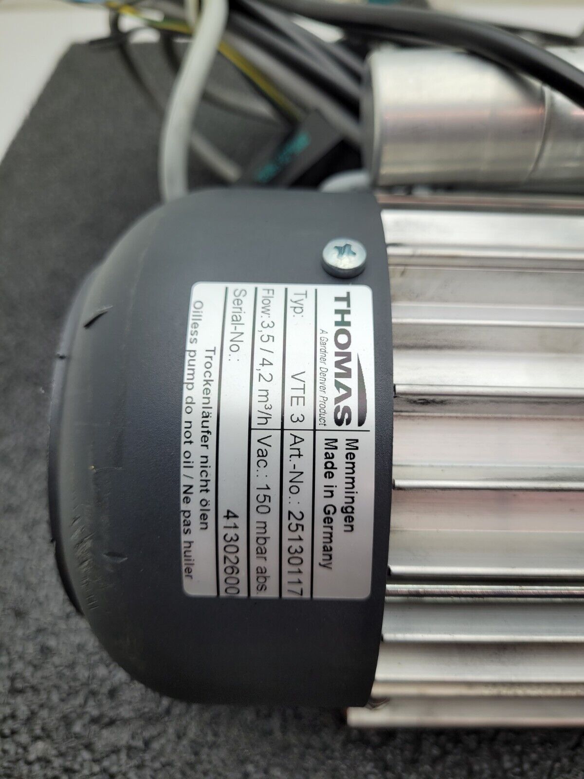 Thomas Picolino VTE3 Rotary Vane Vacuum Pump Compressor 230VAC 1PH w/ 4 Valves