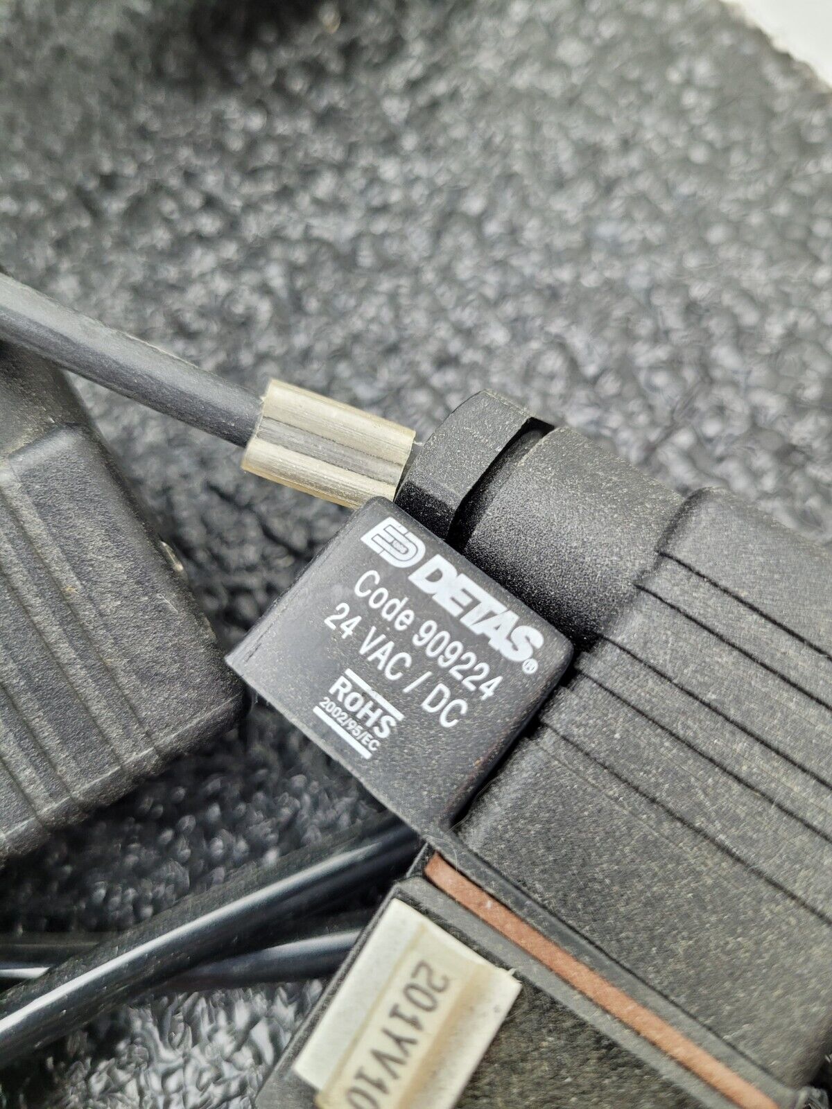 Thomas Picolino VTE3 Rotary Vane Vacuum Pump Compressor 230VAC 1PH w/ 4 Valves