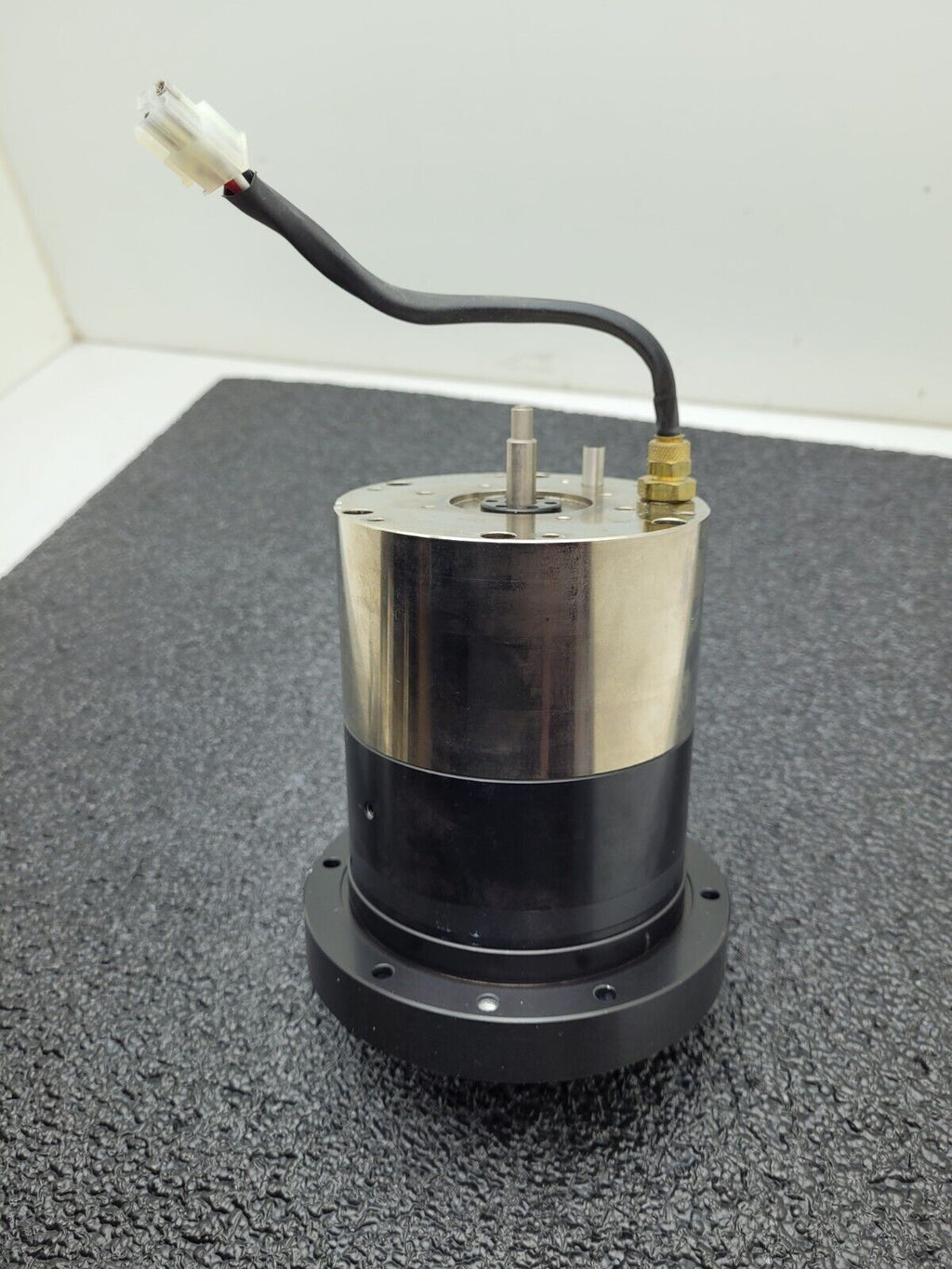 Professional Instruments 6556 Air Bearing Spindle Tested Spins Smoothly J