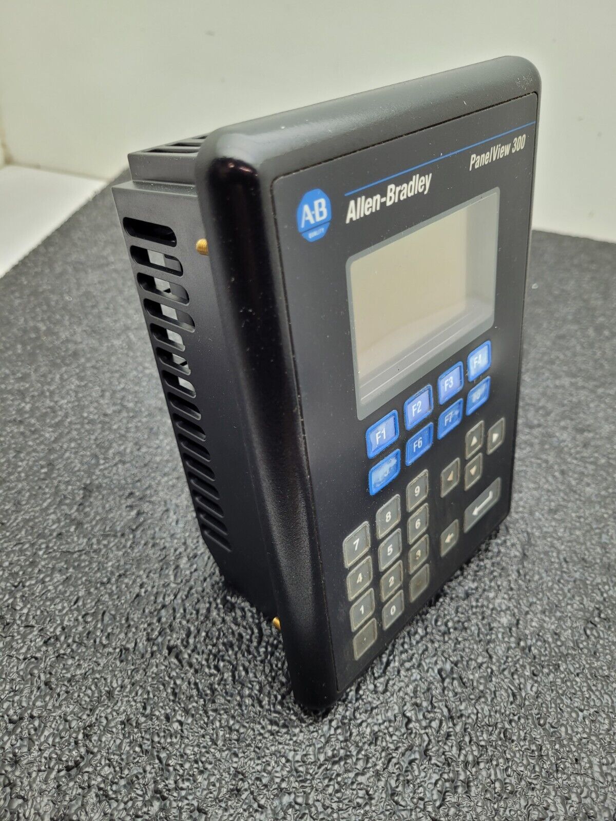 Allen-Bradley 2711-K3A5L1 Ser A FRN 4.0 PanelView 300 Operator Interface HMI