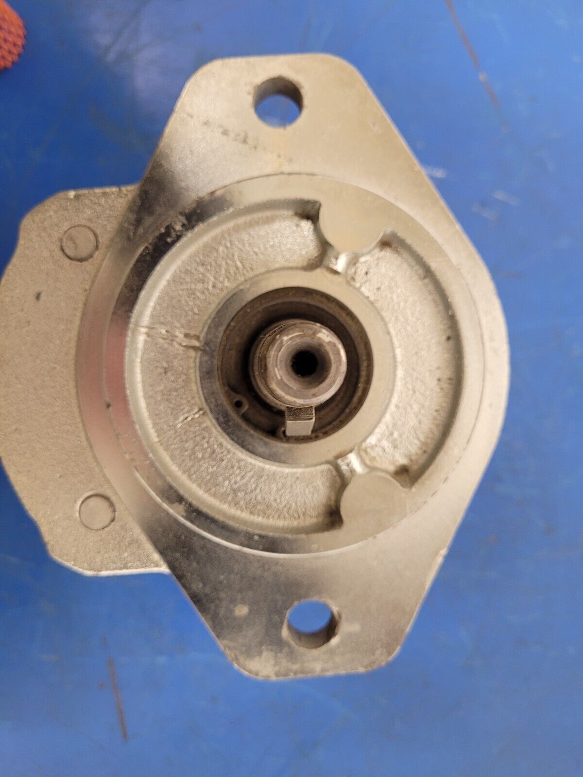 Haldex Barnes Gear Motor Hydraulic Pump 6400 1830510 New, has rust inside