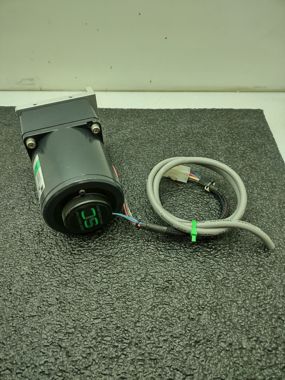 Oriental Motor 4IK25RGN-CW Speed Control Motor 4GN30K GEAR HEAD 200-240VAC 25W