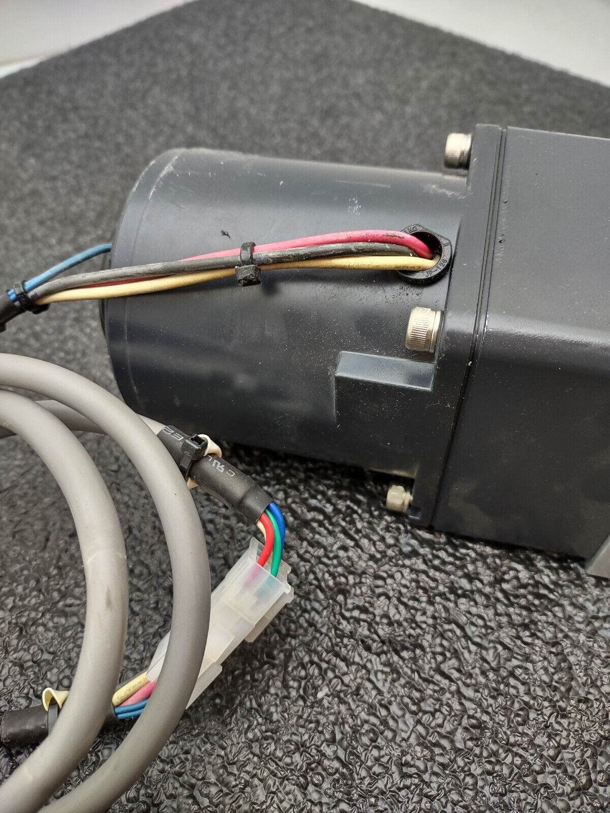 Oriental Motor 4IK25RGN-CW Speed Control Motor 4GN30K GEAR HEAD 200-240VAC 25W
