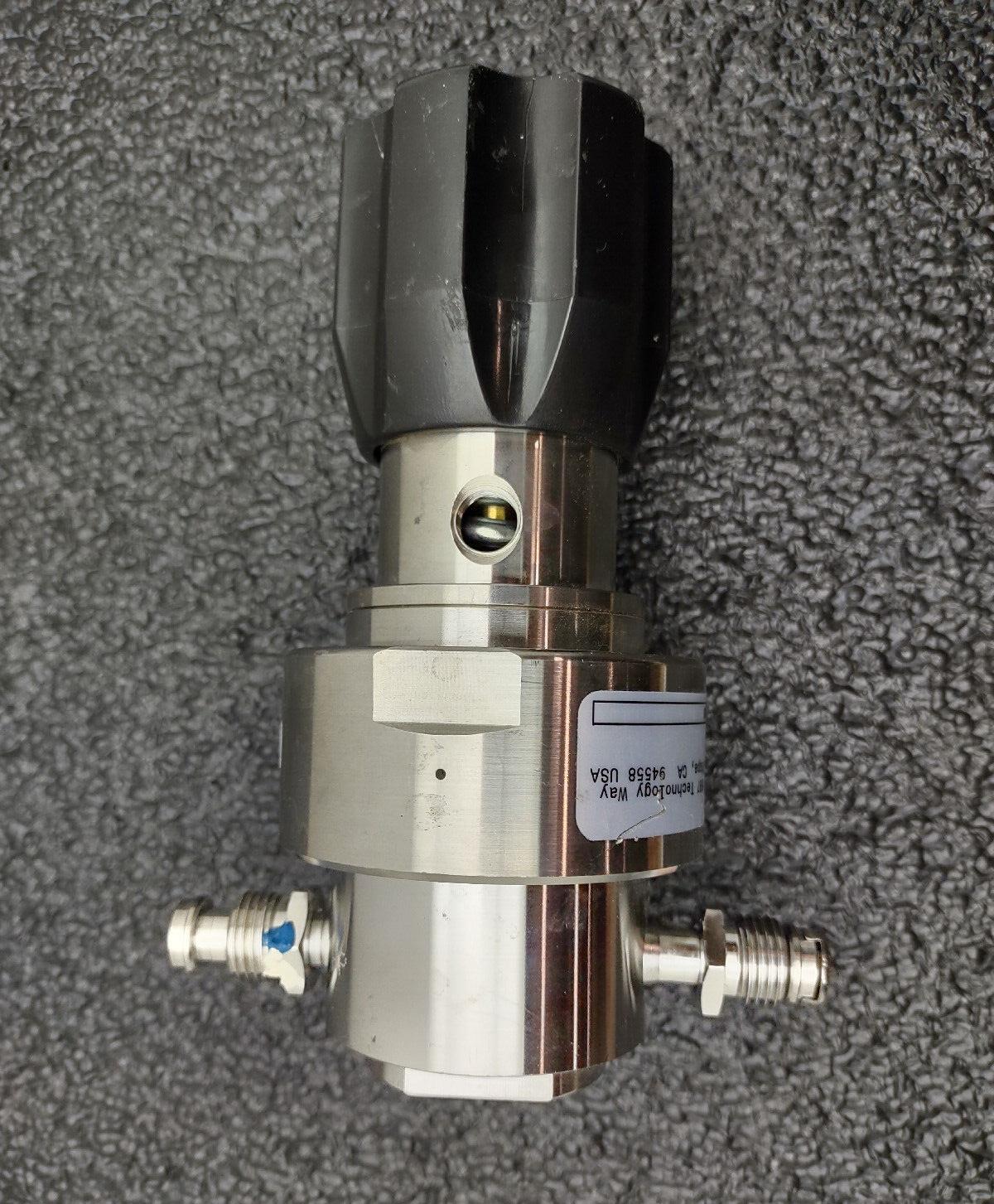 Aptech AP1210SM 2PW MV4 MV4 Diaphragm Regulator Valve 1700PSI Input 0-100PSI Out