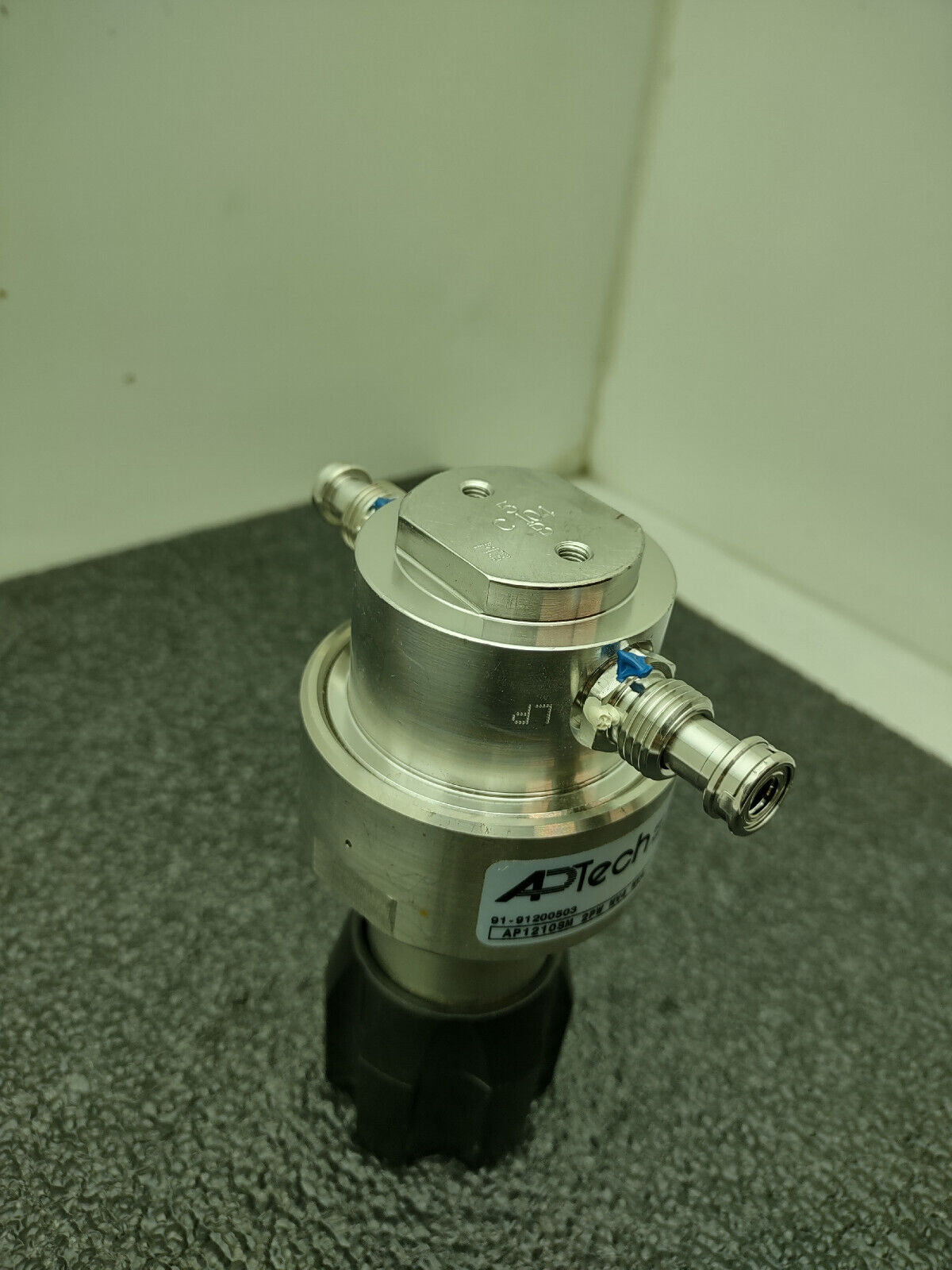 Aptech AP1210SM 2PW MV4 MV4 Diaphragm Regulator Valve 1700PSI Input 0-100PSI Out