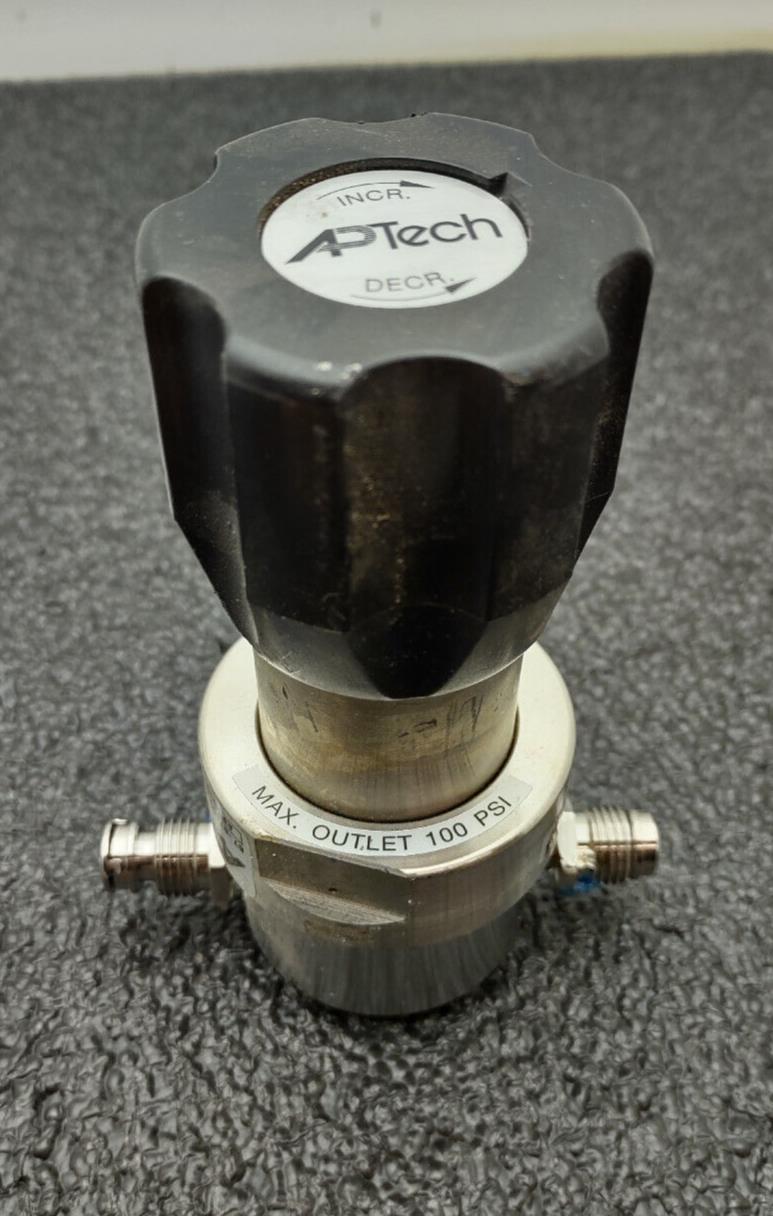 Lot of 2 APTech AP1010SM 2PW MV4 MV4 VS Regulator 3500PSI IN 100PSI Out