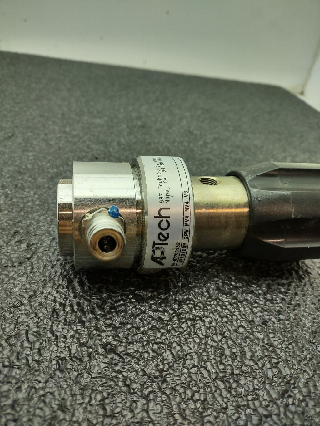 Lot of 2 APTech AP1010SM 2PW MV4 MV4 VS Regulator 3500PSI IN 100PSI Out