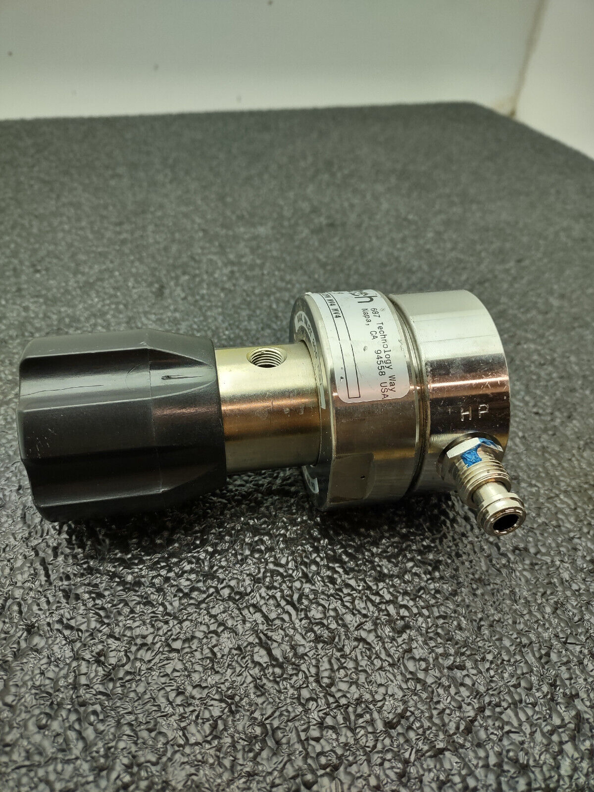 lot 3x Aptech AP1810SM 2PW MV4 MV4 Diaphragm Regulator 300PSI Input 100PSI Out