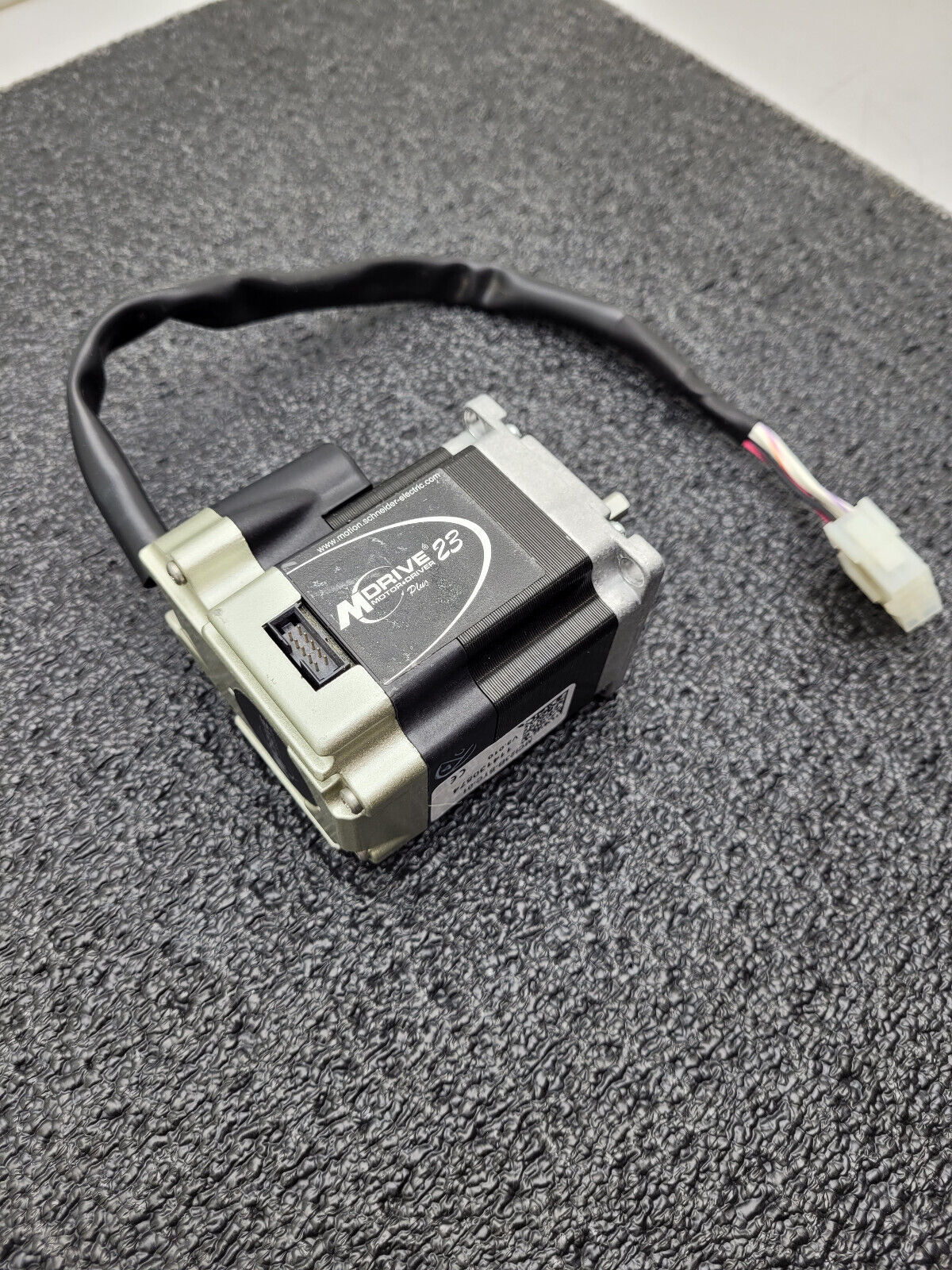 Schnieder Electric Stepper Motor + Drive mDrive23 MCI23B-STC-01