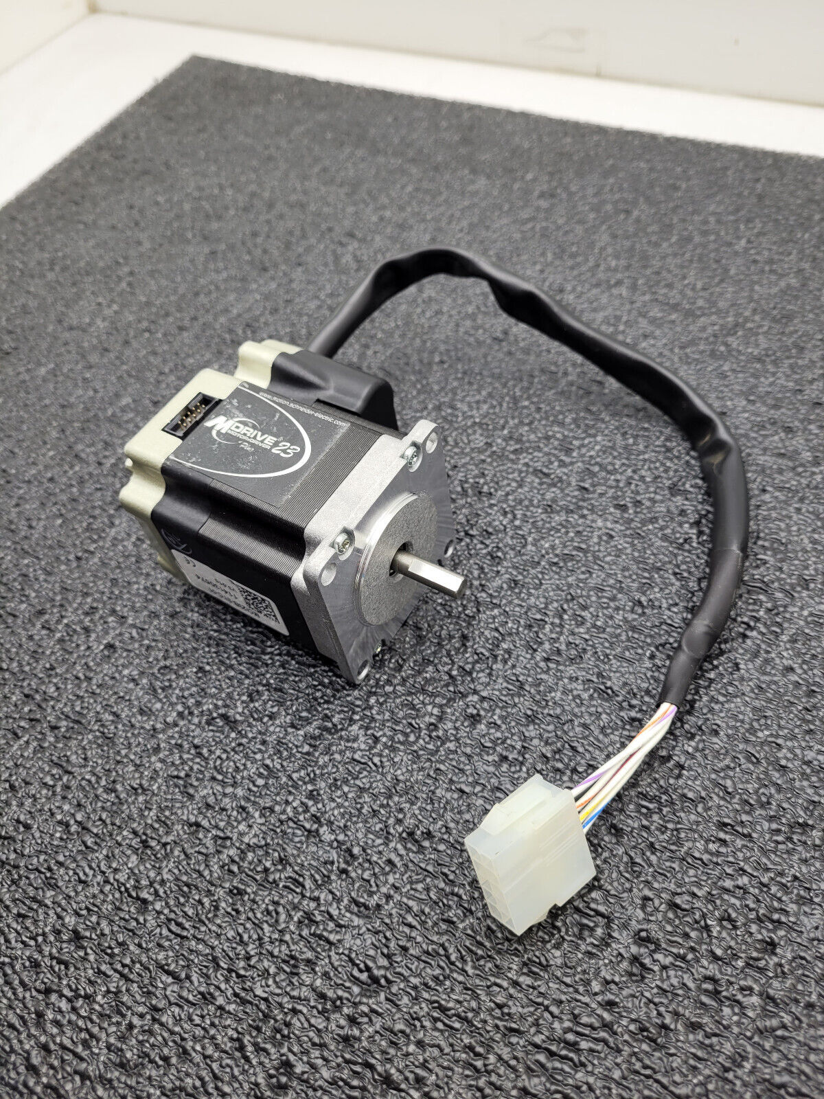 Schnieder Electric Stepper Motor + Drive mDrive23 MCI23B-STC-01