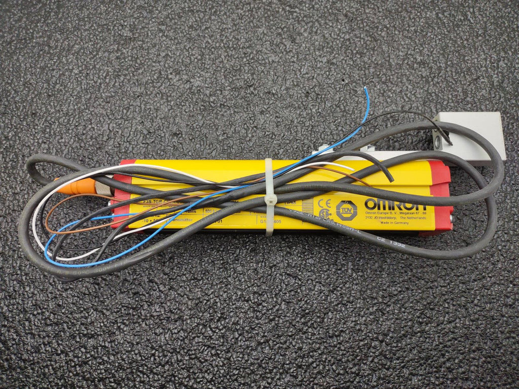 OMRON F3S-TGR-CL2A-014-150 Light Curtain Transmitter Only 161mm 24VDC