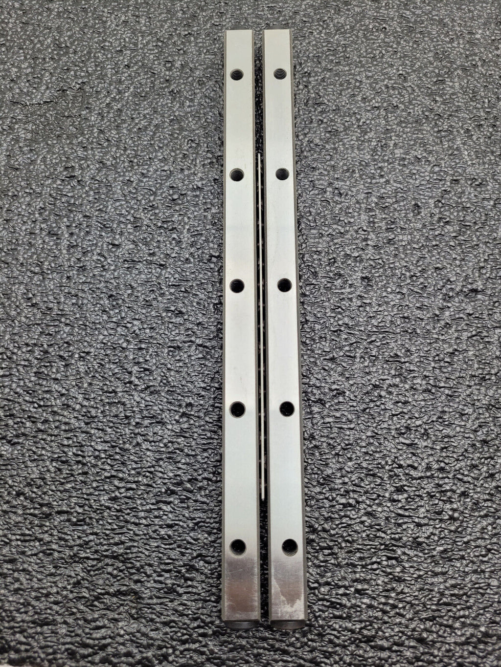 Lot of 2x Pairs of IKO CRW6-250 Linear Slide Guide Crossed Roller Way Bearings