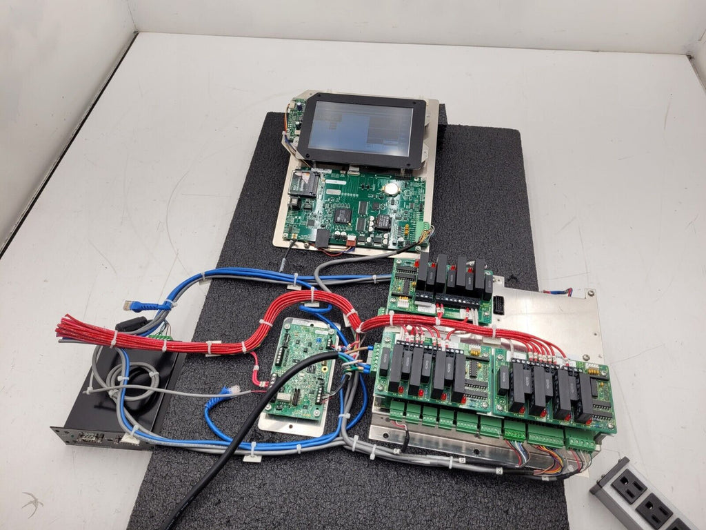 Thermotron 8200 Main Control Board HMI Touchscreen Termperature Chamber Panel