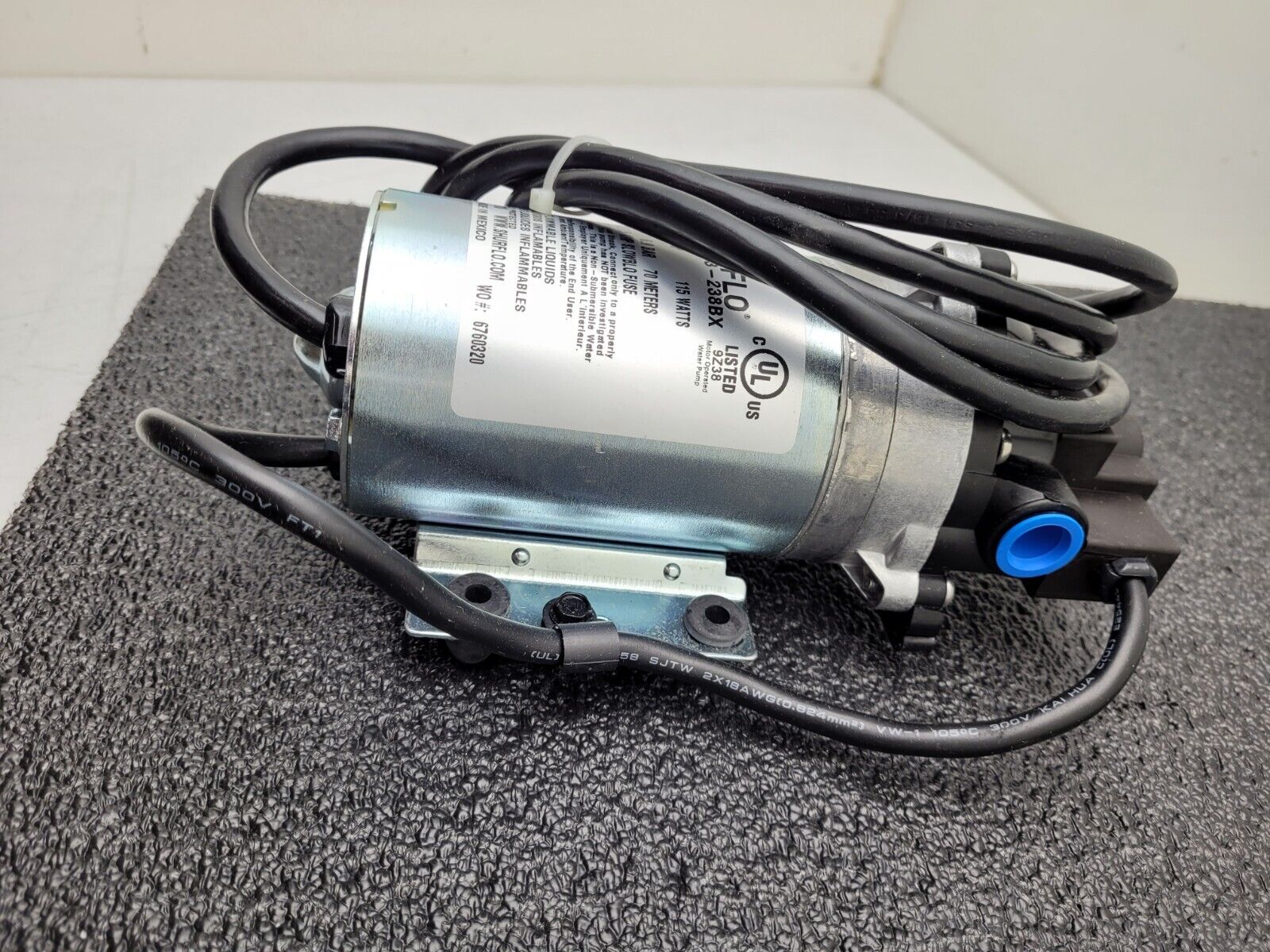 Pentair SHURflo Pump 8020-833-238BX 115VAC 60HZ 1A 1.6GPM 100PSI NEW