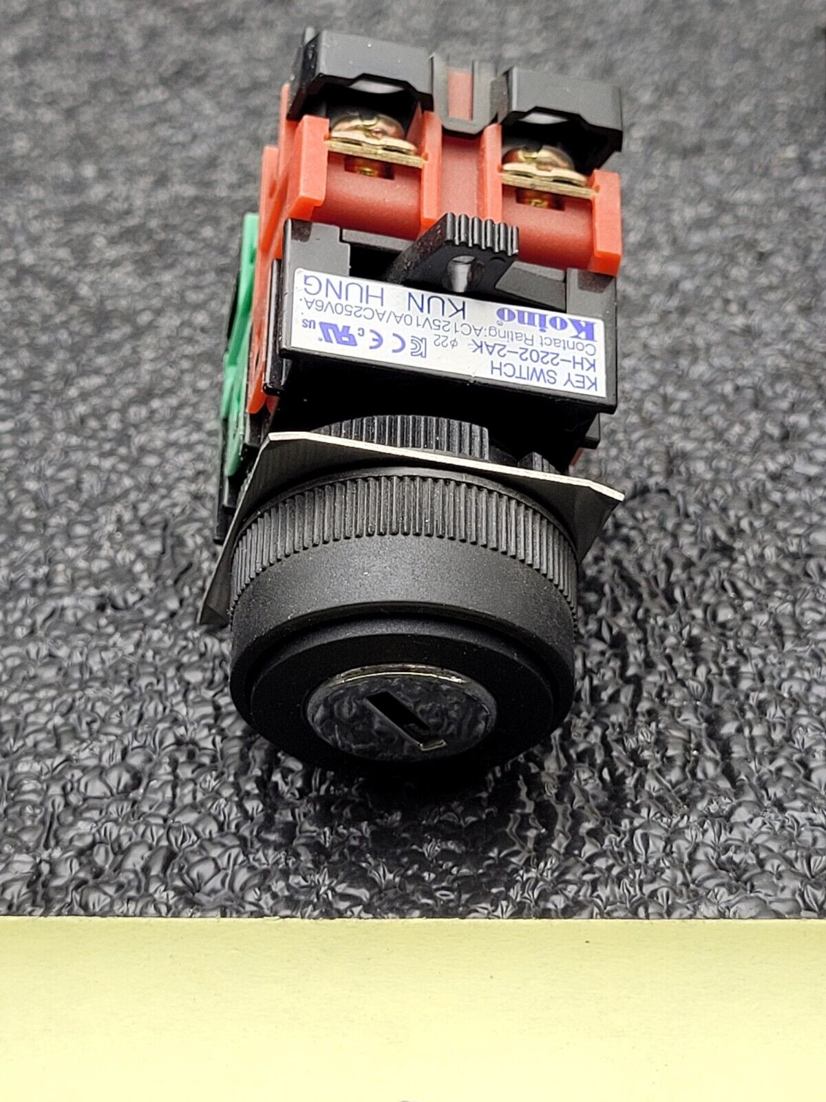 Lot of 83 Eaton 22mm M22-LED Indicating Light Illuminated Push-Button Red + More