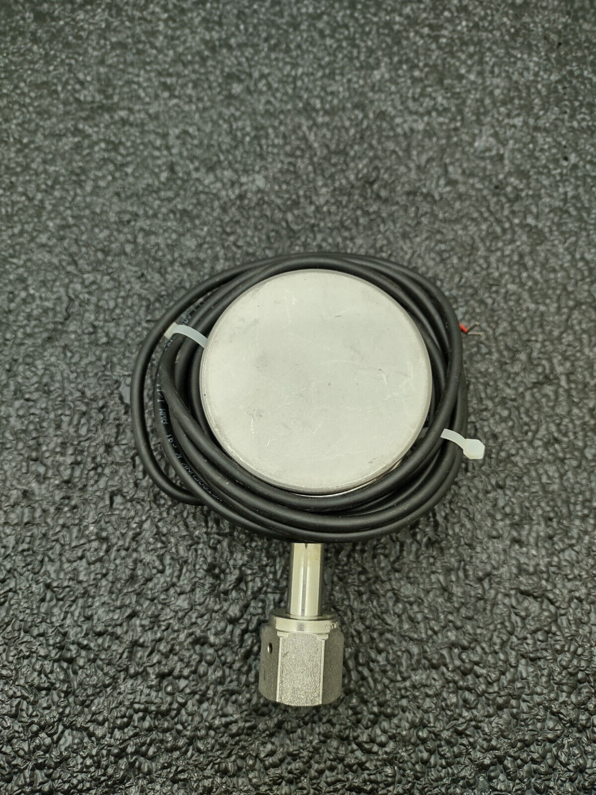 WIKA PGT23.063 150PSI Vacuum Pressure Transmitter 50851705 12-30VDC VCR Fitting