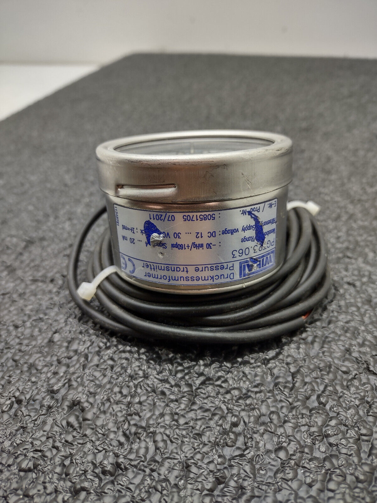WIKA PGT23.063 150PSI Vacuum Pressure Transmitter 50851705 12-30VDC VCR Fitting
